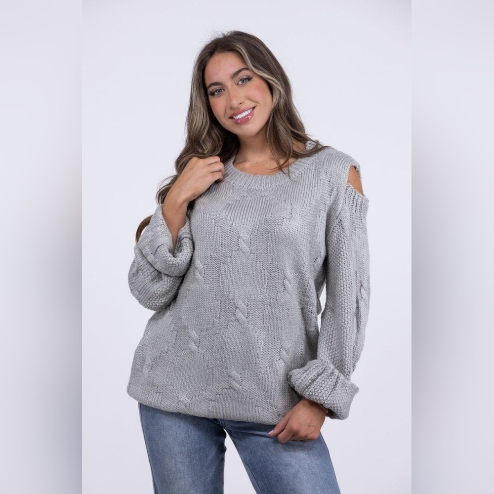 Davi & Dani Light Gray Women's Crew Neck Boho Shoulder Cut-out Sweater
